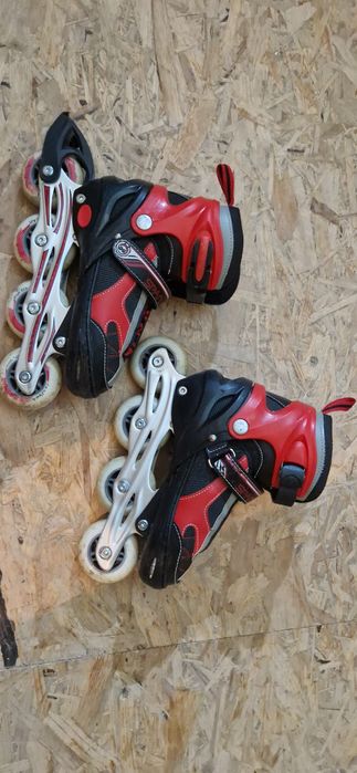 2 în 1 Role și patine Worker marimea 33-36 sau 34-37