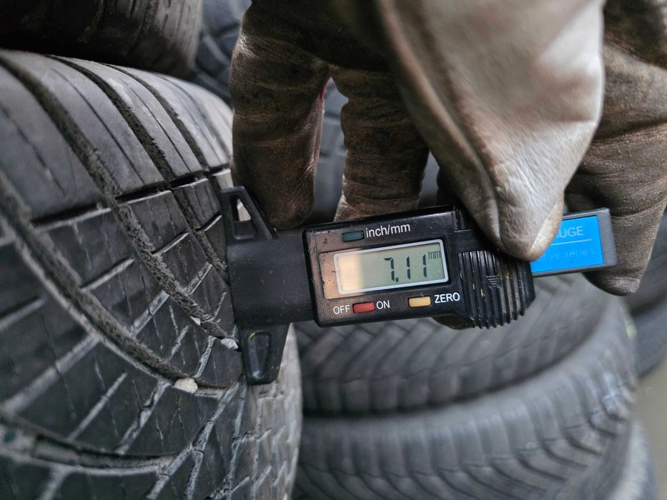 4бр Всесезонни гуми 215 60 17 - Goodyear - DOT 2023