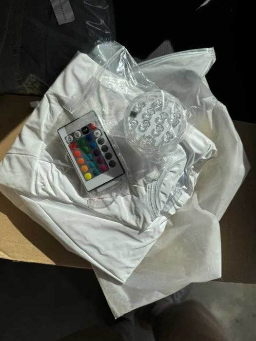 LED Надуваеми Плажни Топки за Парти Декорация 12 цвята + Дистанционно