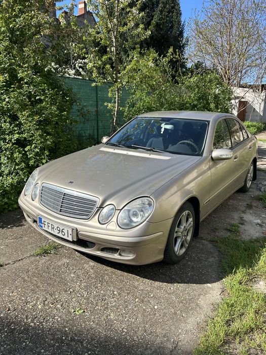Mercedez benz Eclase model 200