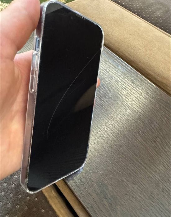 iPhone 13pro sotiladi 128 talik