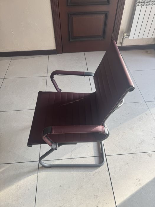 Офисныйе стулья