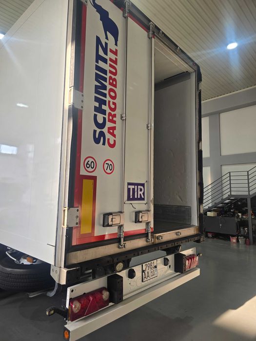 Продается Рефрижератор Schmitz SL 200 E стенка 7мм.  2008 года.
