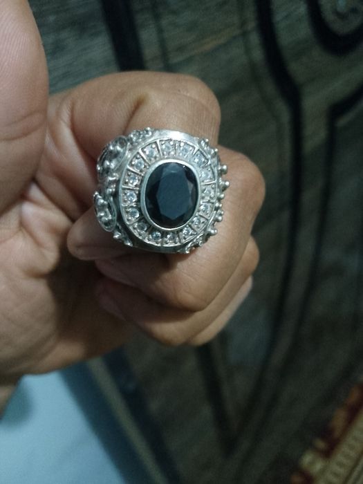 Кумуш узук сотилади 925