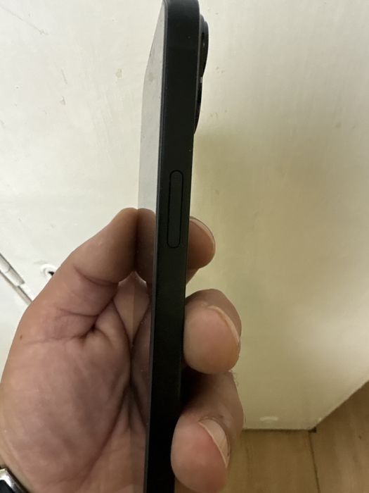 IPhone 14 ,състояние на батерия  83%