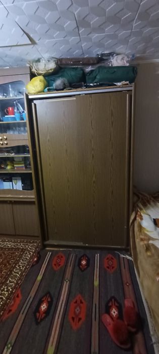 Стенка б/ в гостиную