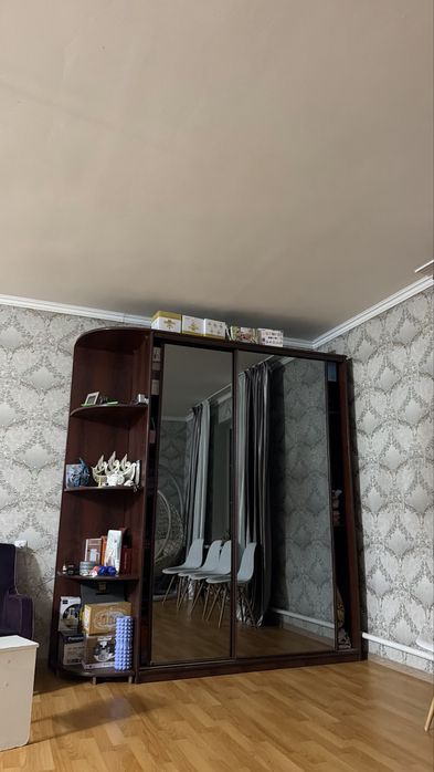 Продам шкаф купе