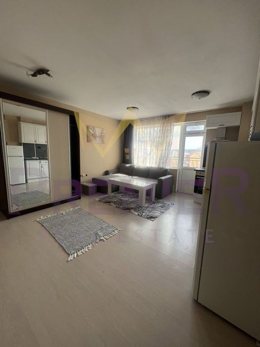 Дава се под наем Двустаен апартамент в Варна, Колхозен пазар - 65 кв.м за 357 € - Снимка #3