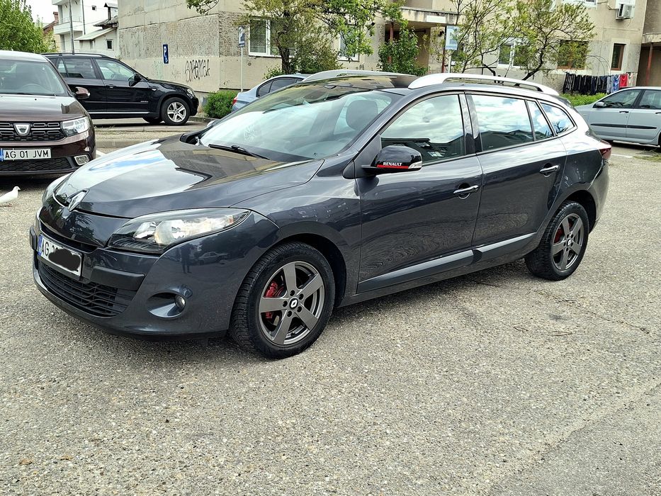 RENAULT Megane 2012 — imagine 2