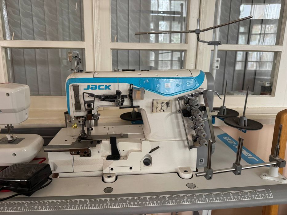 tikuv mashinasi yangi Jack