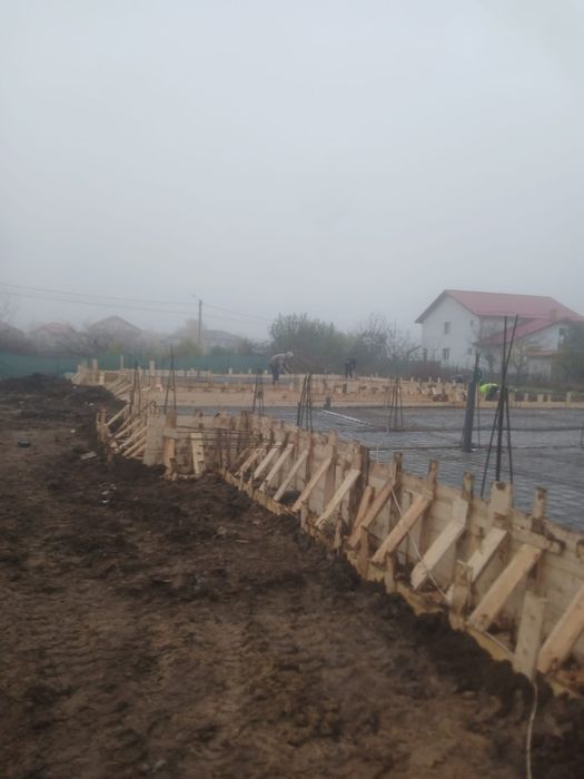 Amenajari interioare  ezecutam gresie faianta gleturi parchet  sapa