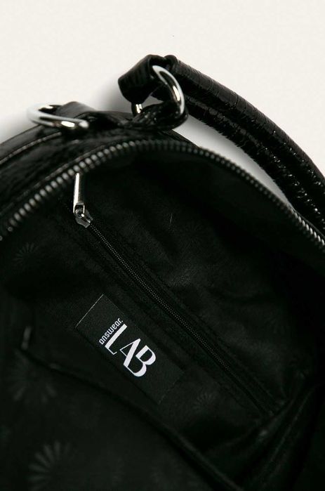 Малка дамска раница от еко кожа