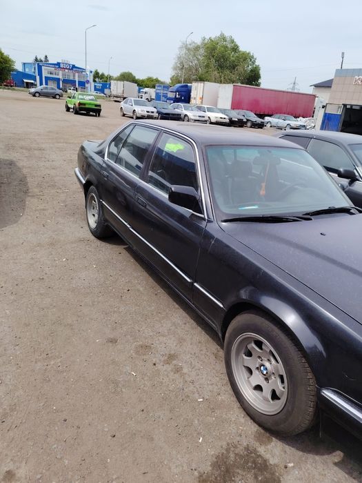 Продам машину BMW