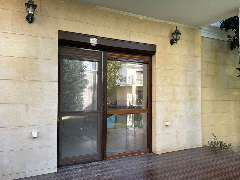 Кафява дограма 4 сезона 7 броя