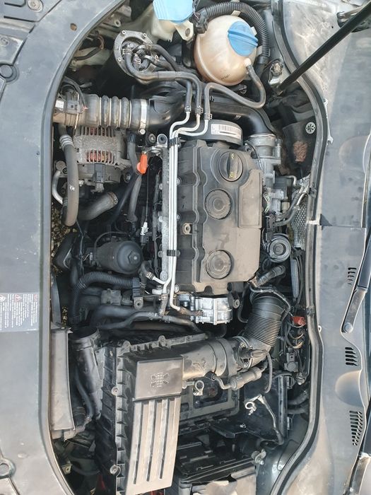 VW Passat B6 2.0 TDI 140 - НА ЧАСТИ