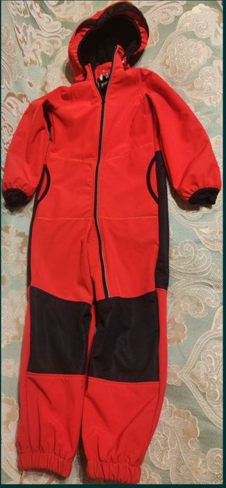 Продам комбинезон детский фирмы Aftel sport на 6-8 лет