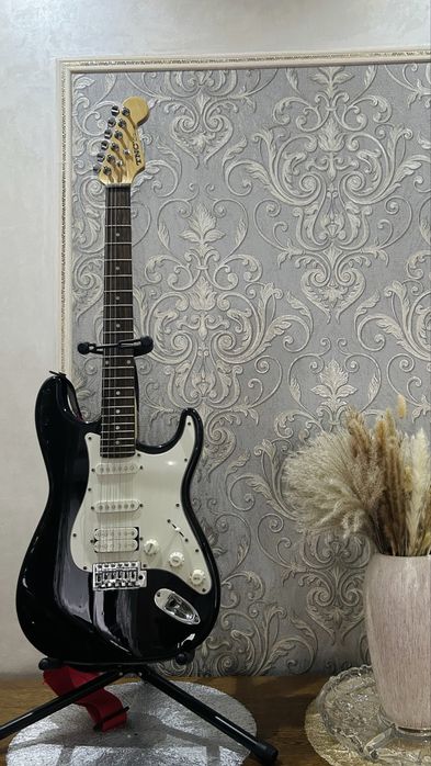 Продается электрогитара