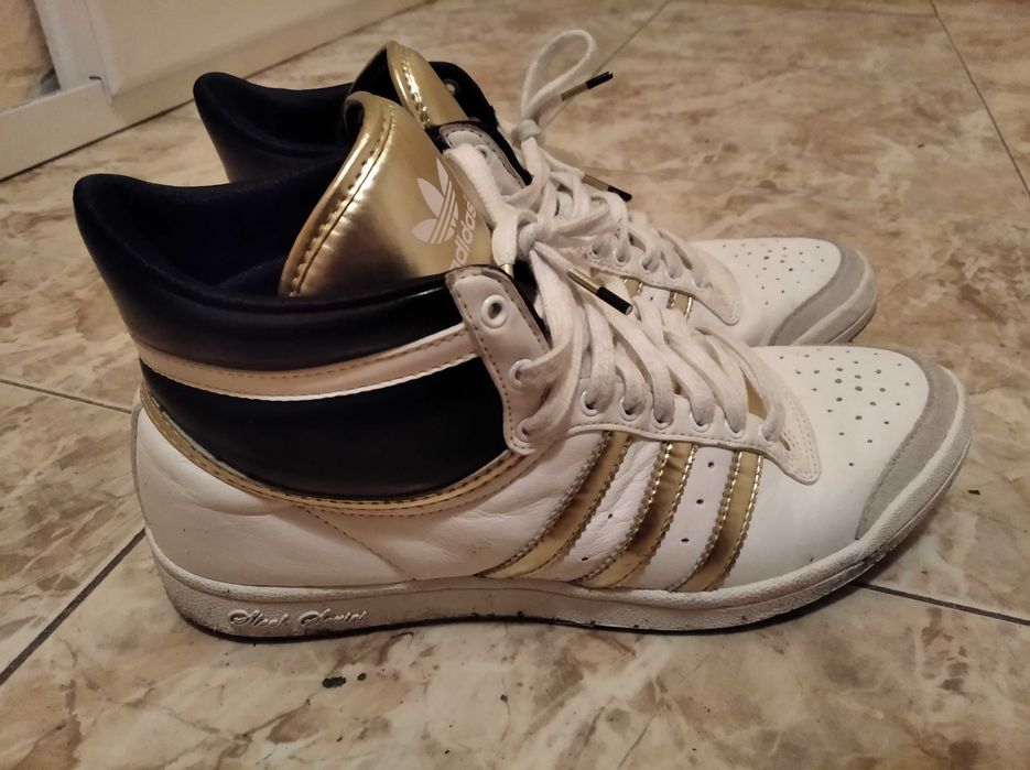 Адидас кожени маратонки