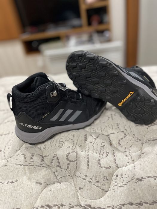Adidas TERREX дедски обувки 31 номер