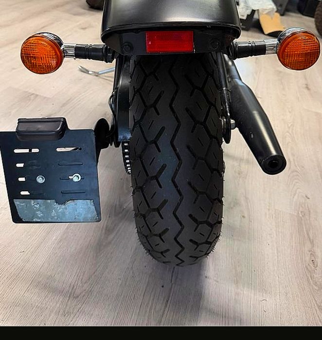 Honda Shadow VT 600 an 2000 cu 5 viteze negru mat