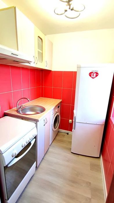 Vând apartament cu 2 camere zona central ideal investiție!