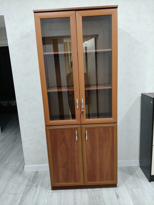 Продам шкаф для прихожий