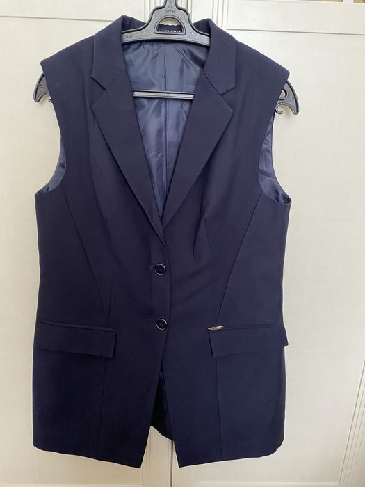 Продам школьную форму в отличном состоянии