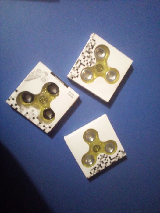 Продаю спиннер  анти стресс.