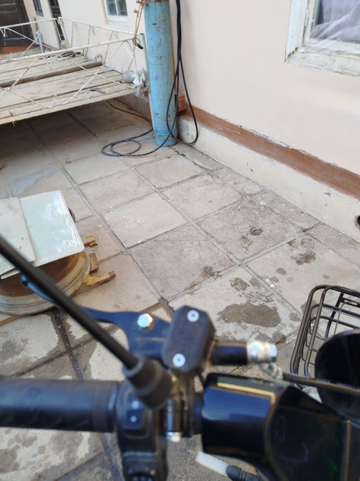 Электро скутер сотилади холати супер   права номер шарт эмас жавоб