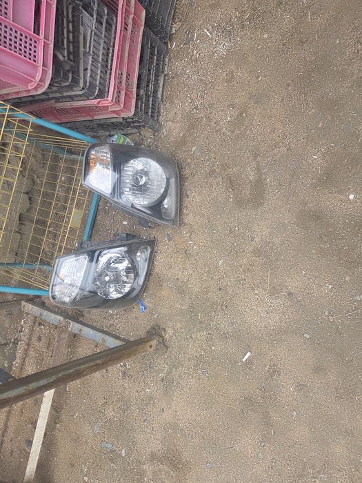 Кия бонго фар сотилади