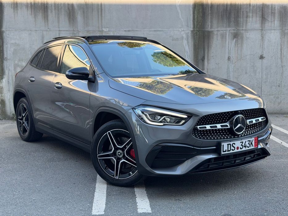 Mercedes-Benz GLA GLA 250e AMG Line Panoramic full led Keyless entry