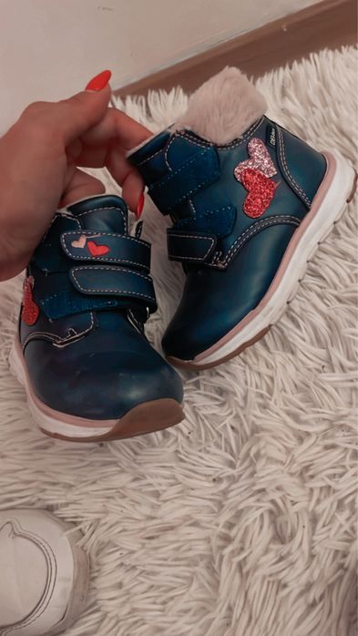 Детски ботуши и маратонки Ugg Nike biomechanics tom tailor