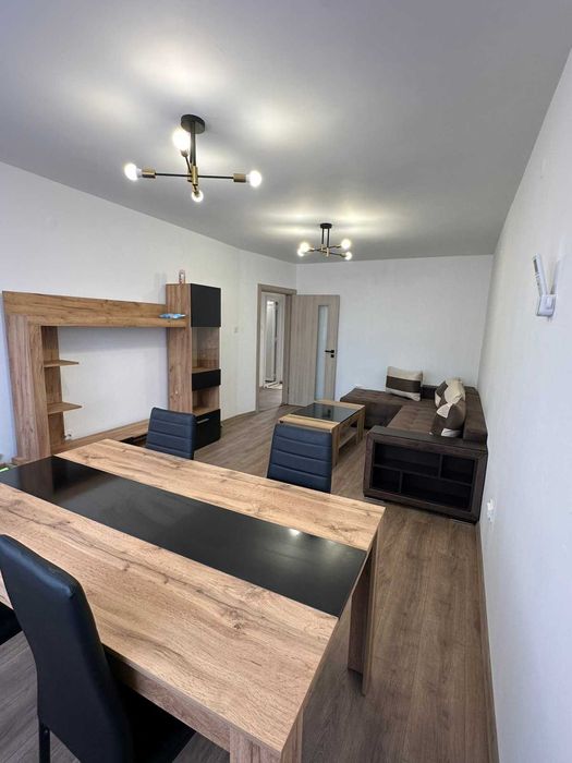 Дава се под наем Тристаен апартамент в Бургас, Възраждане - 75 кв.м за 612 € - Снимка #2