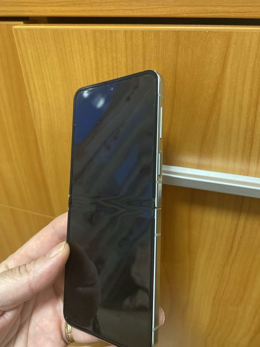 Vand Samsung Galaxy Z Flip5