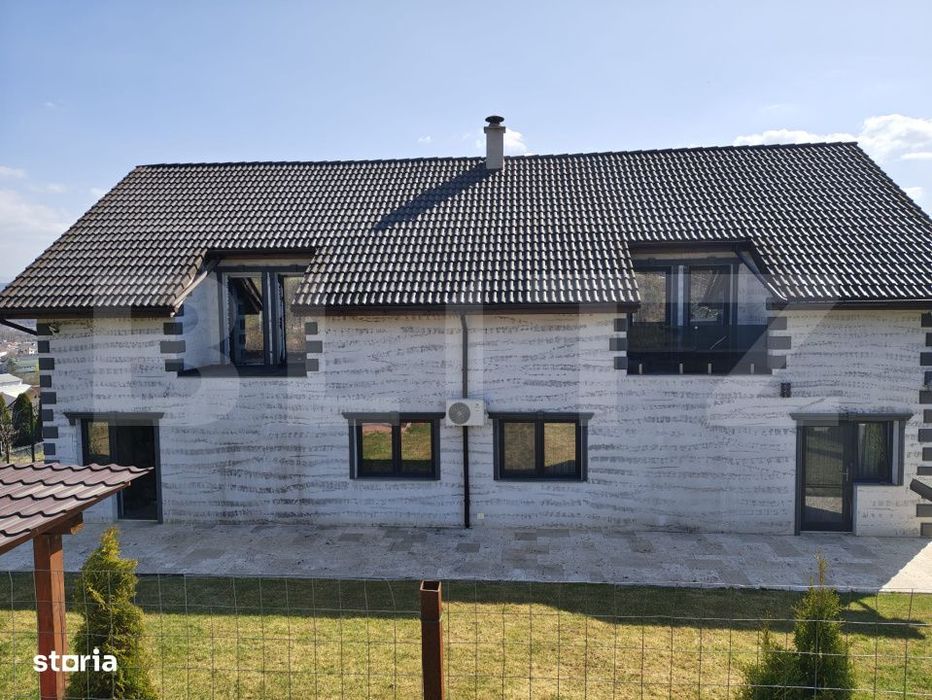 Casa de vanzare cu priveliste superba – proprietate ideala pentru do