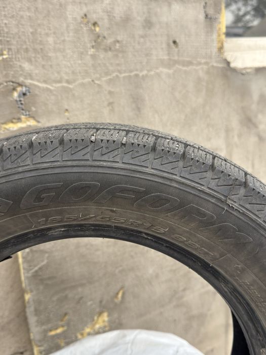 Продам зимние шины 185.65.R15