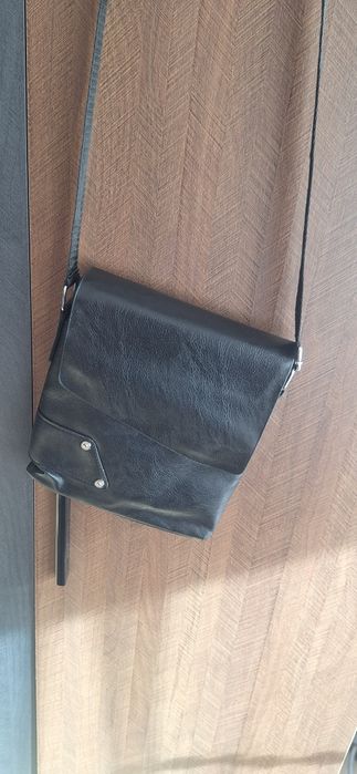 Мъжка кожена чанта