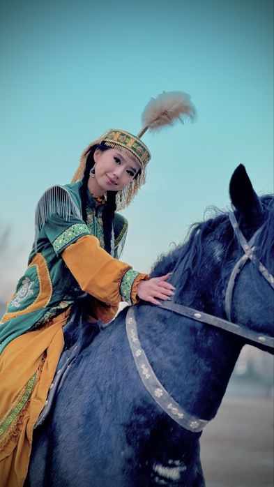 Национальные костюмы