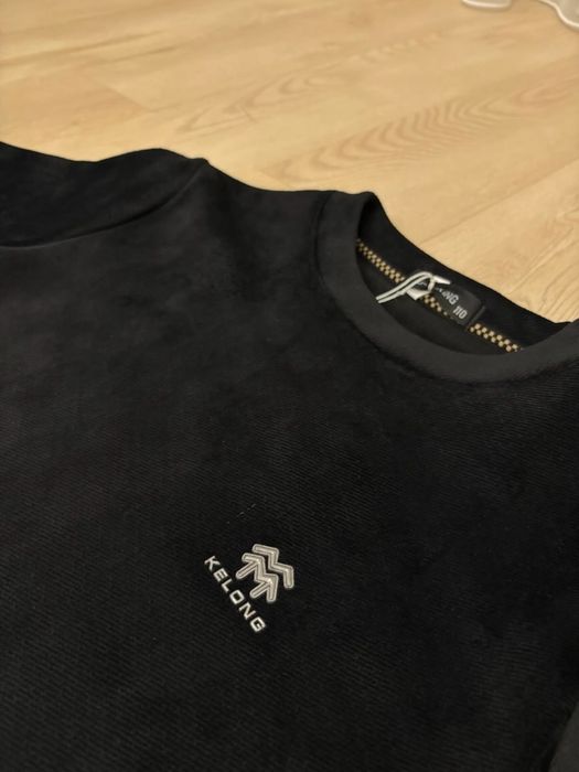 Черный свитер новый!!!