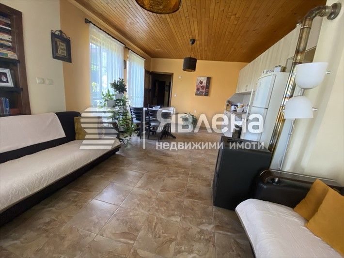 Къща в село Генерал Кантарджиево