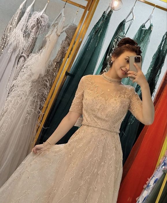 Вечернее/свадебное платье