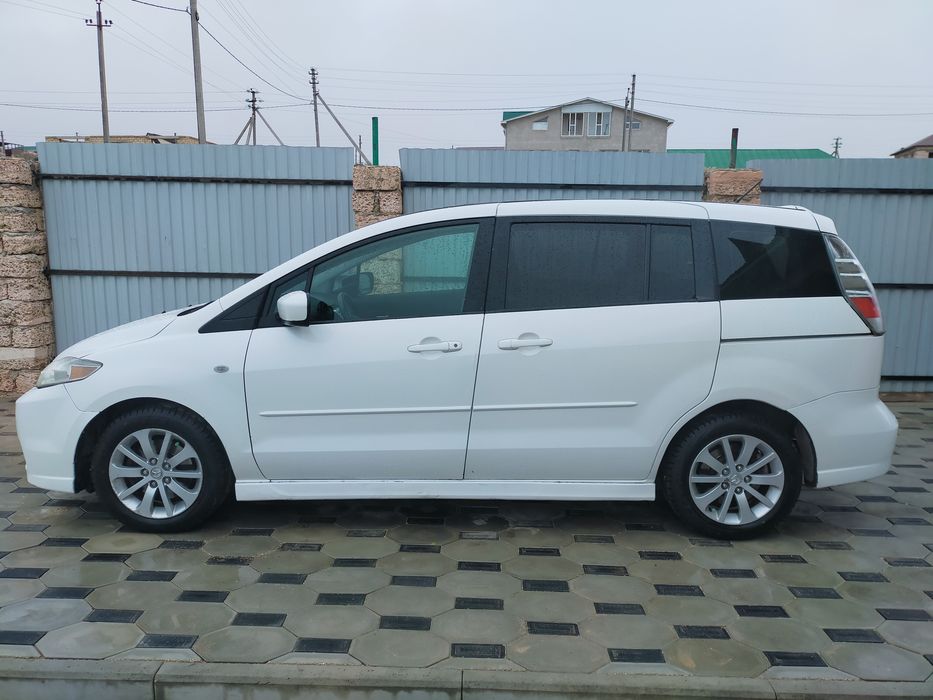 Продаю Mazda 5 2005