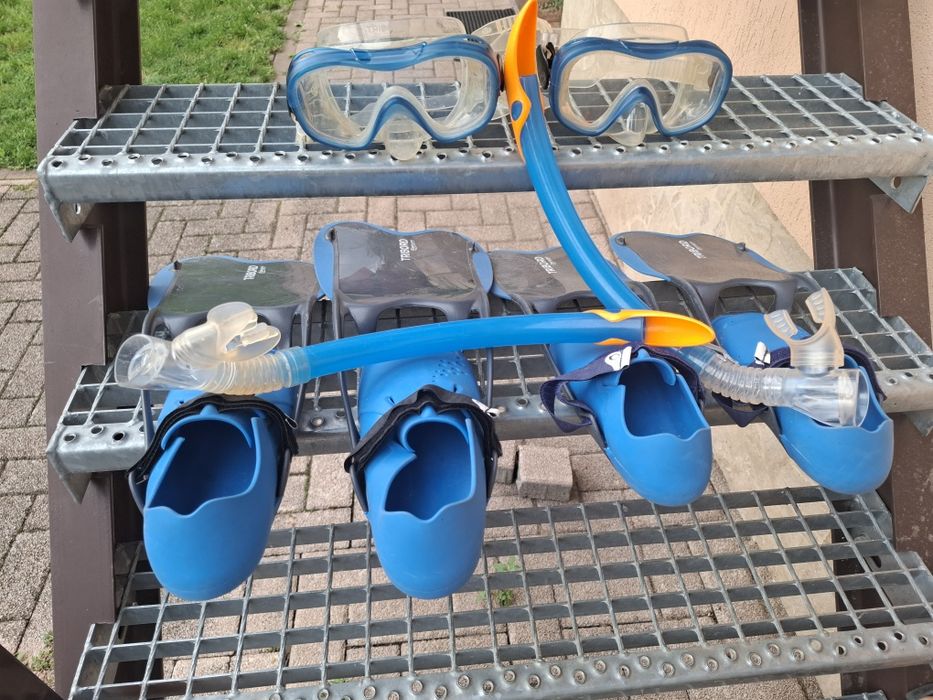 Vând set snorkeling