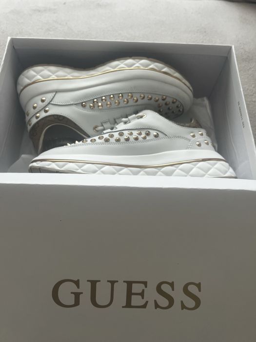 Sneakers Guess 37 dama