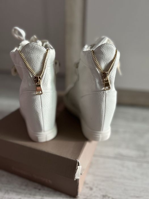 Дамски боти