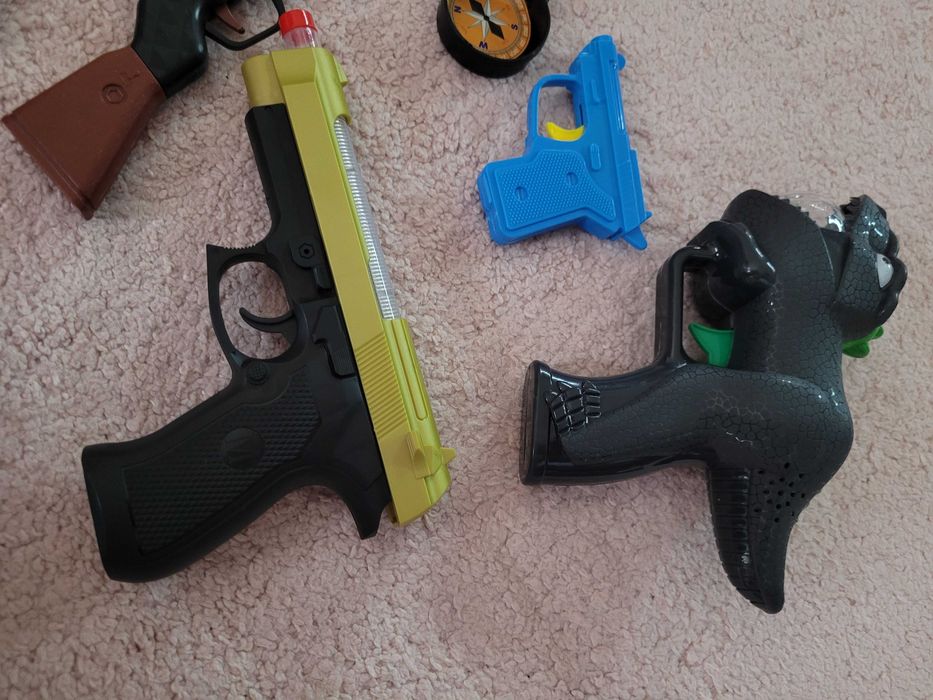 Детски пистолети