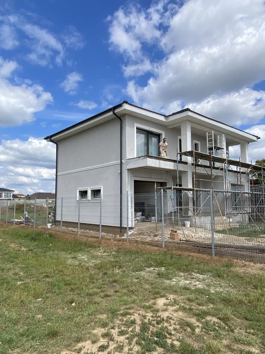 Execut lucrari interior exterior