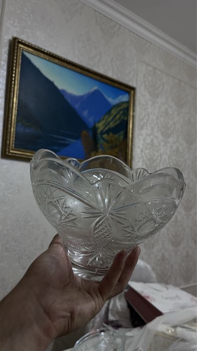 Посуды, вазы, конфетницы