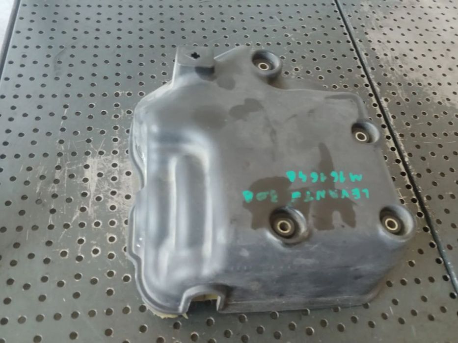 carcasa protectie motor 3.0 d m16164d  maseati levante