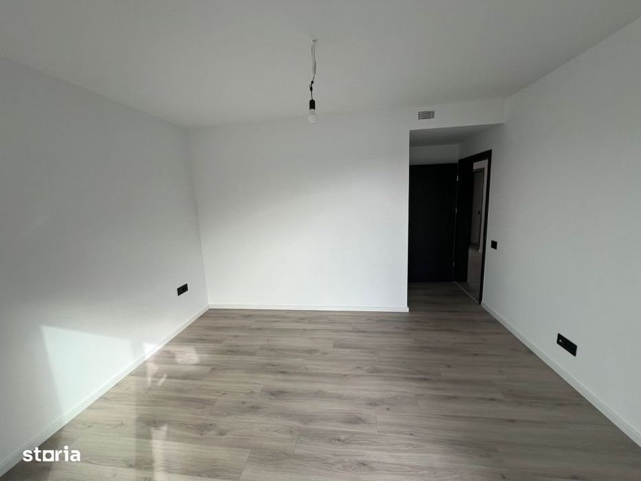 Apartament cu 2 dormitoare, Living + Bucatarie 2 bai, 2 balcoane!